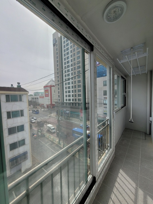 1890351340_ahgYBUXv_f2413afa3f818df4c58d30aa24964b29ed5c29ee.jpg 이미지크게보기